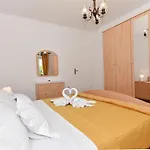 Apartamento Lana *