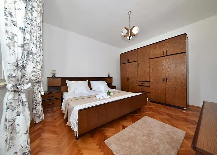 Appartamento Lana Zara