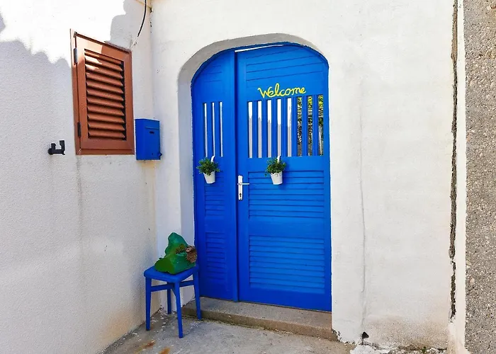Lana Apartman *